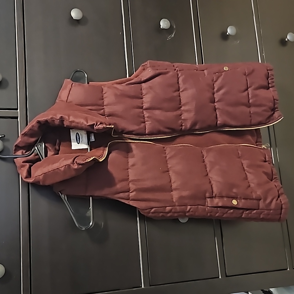 Old Navy puffer vest, Size S